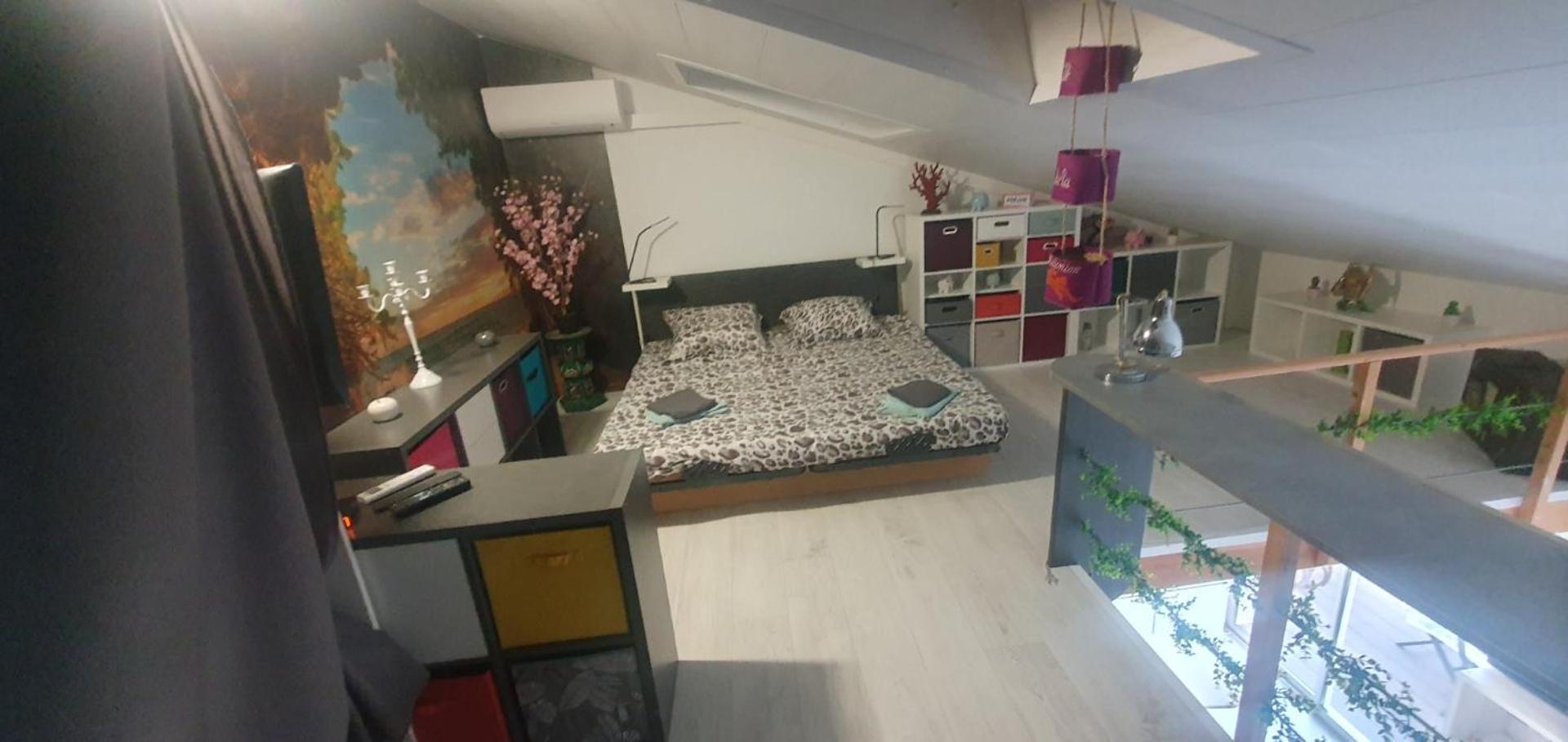 Joli Et Spacieux Studio Avec Garage Au Bord De Mer Frejus Bagian luar foto